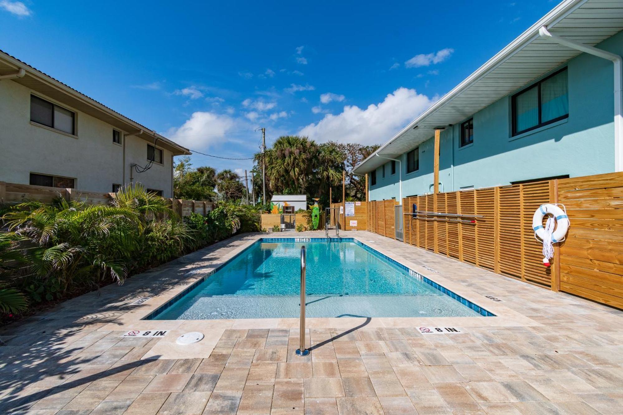 400 South Aparthotel Cocoa Beach Exteriör bild