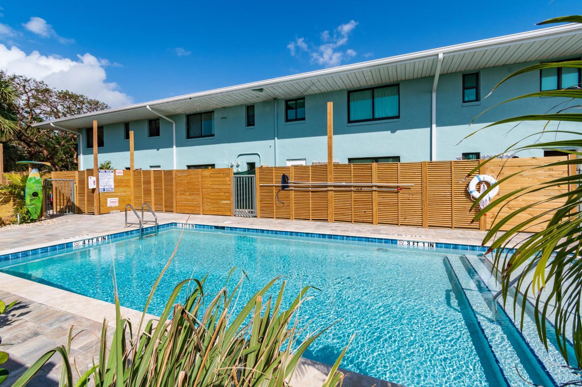 400 South Aparthotel Cocoa Beach Exteriör bild